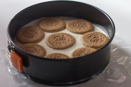 Tarta de crema de limón con galletas hojaldradas