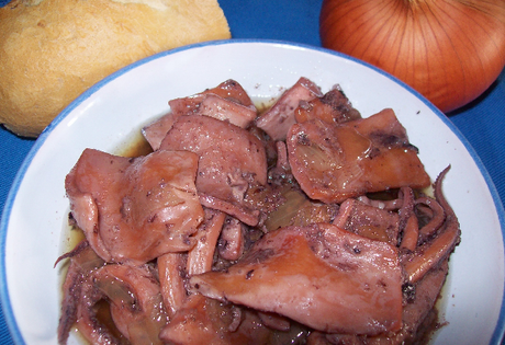 Calamares encebollados súper sencillos