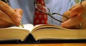 Sencillas interpretaciones al soñar con abogados. sueño con abogados
