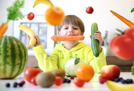 Frutas, verduras y leche en las escuelas de Europa