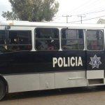 Debido a bloqueo de taxistas, policía da “raid” a los ciudadanos