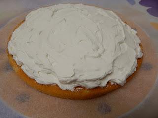 Receta de tarta de chocolate y nata con forma de jacuzzi para cerditos