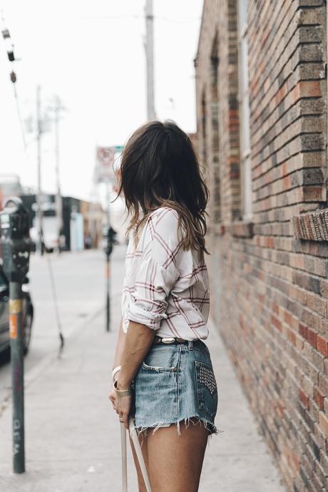 Goodnight_Macaroon-Levis_VIntage-Checked_Blouse-Pink_Shirt-Red_Heels-Marni_Sandals-Dallas-24