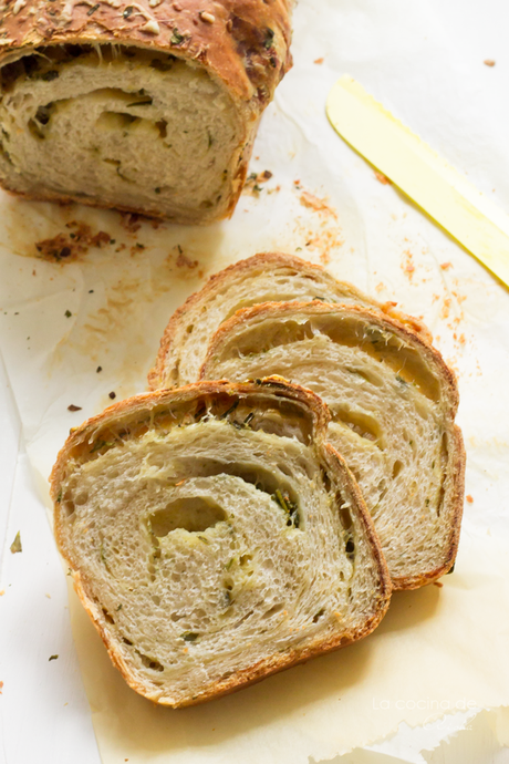 Garlic, herbs and cheese bread #BreadBakers Garlic, herbs and cheese bread #BreadBakers