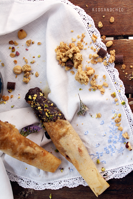 Rollitos de pasta filo con cereales Kellogs y mascarpone - Falsos churros Rollitos de pasta filo con cereales Kellogs y mascarpone - Falsos churros