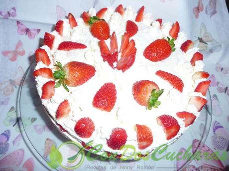 Tarta crujiente de fresas