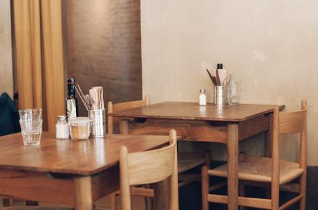 En la Ciudad: La Esquina, Kitchen & Coffee La Esquina Restaurante Barcelona