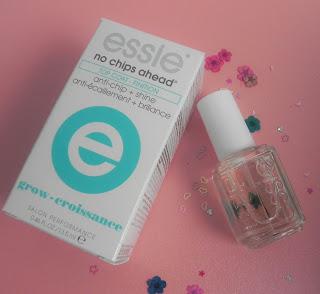 Color y tratamiento en tus uñas con ESSIE y Outletbelleza (Info, haul y review) Color y tratamiento en tus uñas con ESSIE y Outletbelleza (Info, haul y review)