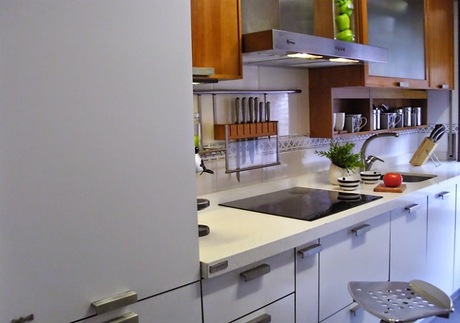 8 Trucos para renovar la cocina sin gastar mucho. 8 Trucos para renovar la cocina sin gastar mucho.