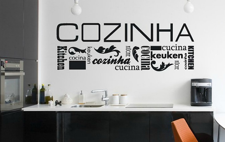 8 Trucos para renovar la cocina sin gastar mucho. 8 Trucos para renovar la cocina sin gastar mucho.