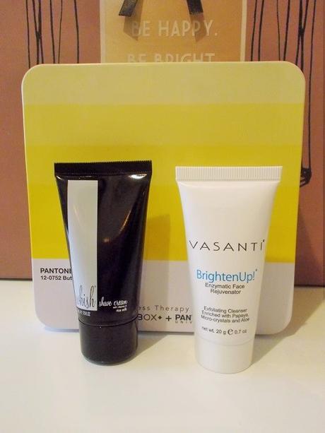 Caja Birchbox Happiness Therapy al detalle crema depilación wish y exfoliante vasanti