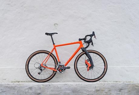 Lauf lanza una versión de su horquilla con suspensión para bicicletas de carretera para aventura o grava, o ciclocross: La Grit Lauf lanza una versión de su horquilla con suspensión para bicicletas de carretera para aventura o grava, o ciclocross: La Grit