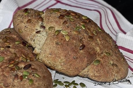 Pan de Centeno con Semillas de Chia y de Calabaza