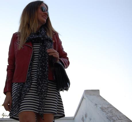 nAVY + rOJO + mARIPOSAS #nOUNFORMES nAVY + rOJO + mARIPOSAS #nOUNFORMES