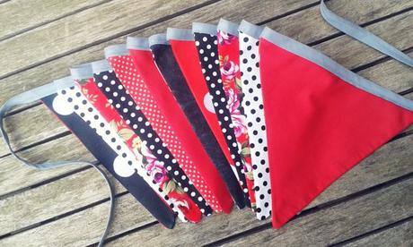 ¿Qué puedes hacer con telas para decorar tu boda? Banderines de tela ETSY