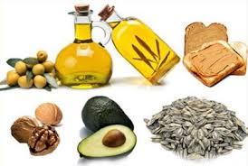 El aceite de oliva es rico en ácidos grasos insaturados El aceite de oliva es rico en ácidos grasos insaturados