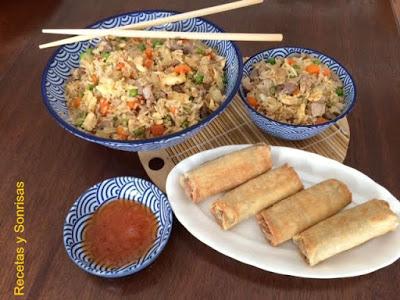 ARROZ FRITO CON ROLLITOS DE PRIMAVERA