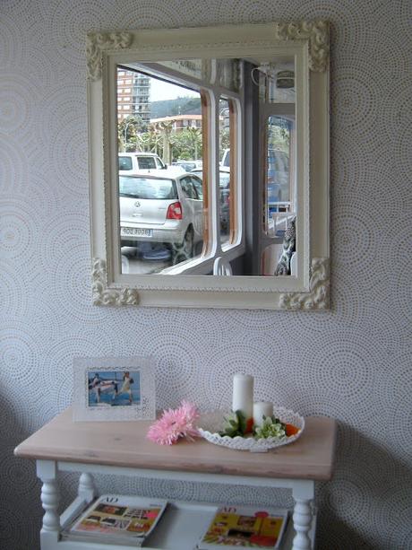 DIY: ANTES & DESPUÉS DE UN ESPEJO RENOVADO DIY: ANTES & DESPUÉS DE UN ESPEJO RENOVADO