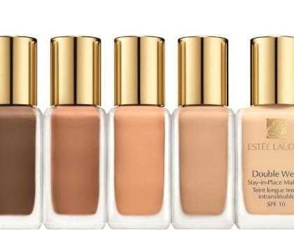 Sólo 1 de cada 10 mujeres se siente orgullosa de revelar su edad Reseña Base de maquillaje Double Wear - Estee Lauder
