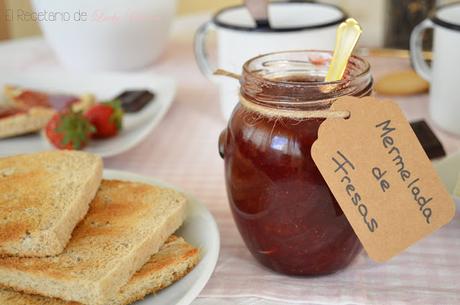 Mermelada de fresas casera baja en azúcar