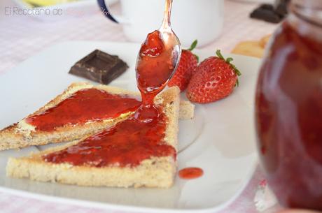 Mermelada de fresas casera baja en azúcar