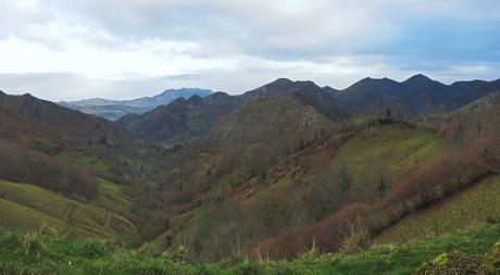 Pico Facéu desde Omedal Pico Facéu desde Omedal