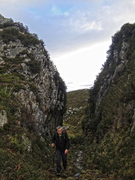 Pico Facéu desde Omedal Pico Facéu desde Omedal