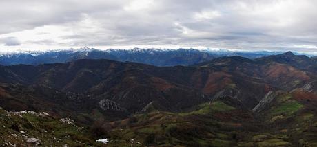 Pico Facéu desde Omedal Pico Facéu desde Omedal