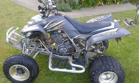 SE VENDE O SE CAMBIA YAMAHA RAPTOR 660R LIMITED EDITION 2500€