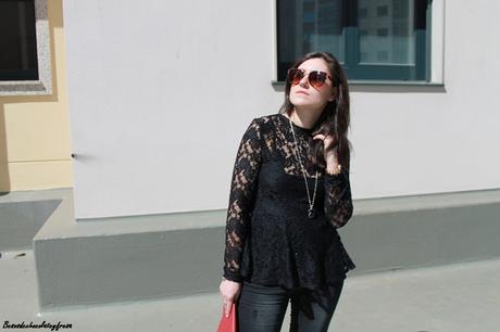 Total black & red Total black & red