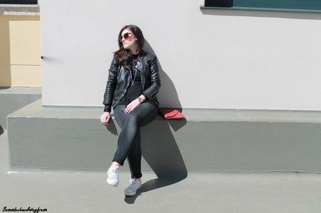 Total black & red Total black & red