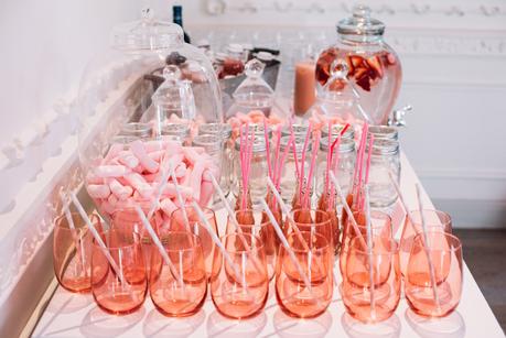 Vinosource de CAUDALIE #LifeisBetterinPINK Vinosource de CAUDALIE #LifeisBetterinPINK