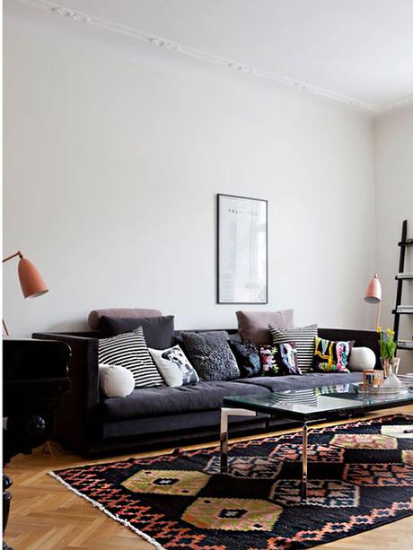 17 ideas para poner alfombras a lo largo y ancho de toda la casa Colorida Alfombra 6