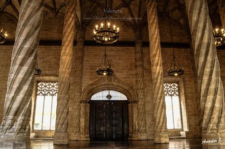 VALENCIA: CENTRO HISTÓRICO (II) -LLOTJA DE LA SEDA/MERCADERS