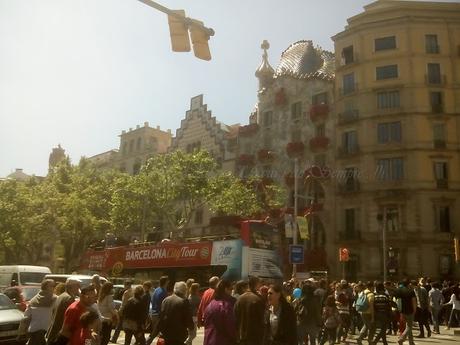 SANT JORDI , 2016 ; A LA BARCELONA D' ABANS, D' AVUI I DE SEMPRE...23-04-2016...!!!