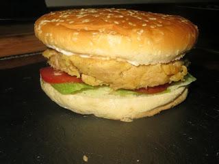 HAMBURGUESAS DE ATÚN EN LATA HAMBURGUESAS DE ATÚN EN LATA