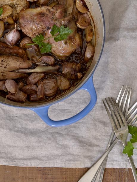 POLLO A LOS 40 DIENTES DE AJO POLLO A LOS 40 DIENTES DE AJO