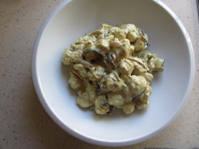 SOJA TEXTURIZADA CON CURRY CREMOSO DE ALMENDRAS SOJA TEXTURIZADA CON CURRY CREMOSO DE ALMENDRAS