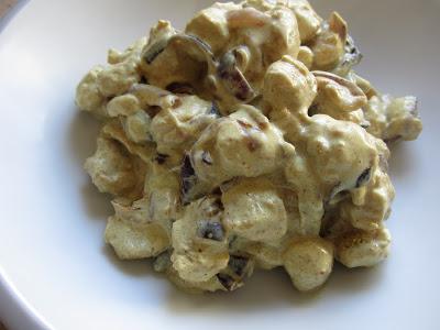 SOJA TEXTURIZADA CON CURRY CREMOSO DE ALMENDRAS SOJA TEXTURIZADA CON CURRY CREMOSO DE ALMENDRAS