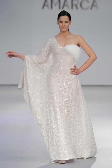 Pasarela Costura España: Amarca Foto Ugo Camera www.viewfashionbook.com