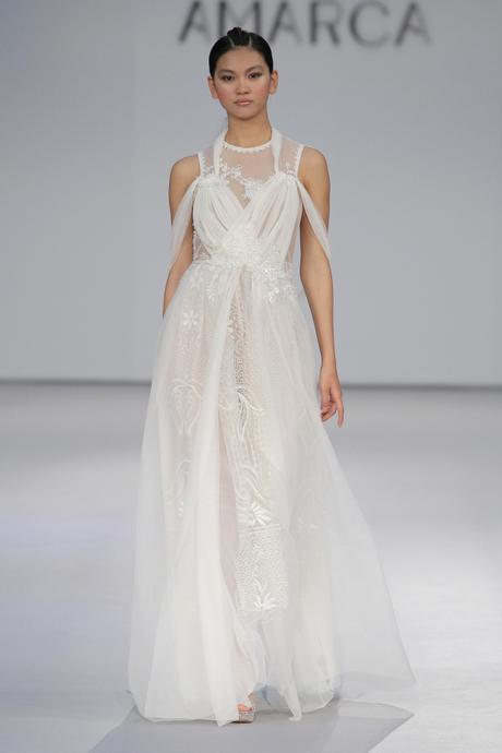 Pasarela Costura España: Amarca Foto Ugo Camera www.viewfashionbook.com