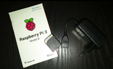 Raspberry Pi 3 y accesorios
