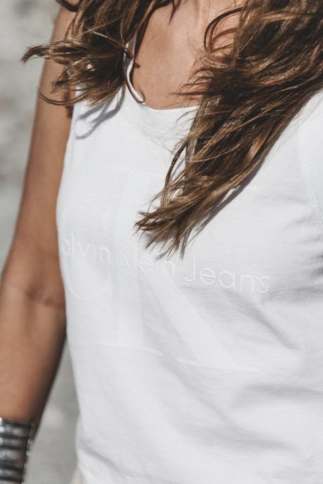 White Collection Calvin_Klein-White_Series_Collection-Shorts-Desert-Palm_Springs-Outfit-14