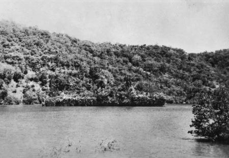 El barco que escapó de los japoneses convertido en isla flotante