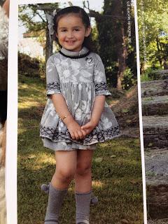 VESTIDO BEBÉ CON UNA FUNDA DE COJÍN DE IKEA VESTIDO BEBÉ CON UNA FUNDA DE COJÍN DE IKEA