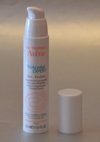 “TriAcnéal Expert” de AVÈNE – un arma eficaz contra el acné de los adultos