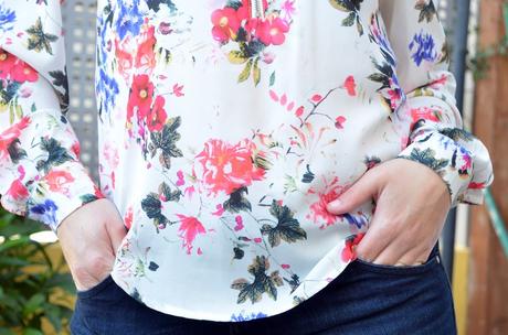 Bolso gris con tachuelas Bolso gris con tachuelas_outfit_mivestidoazul (14)