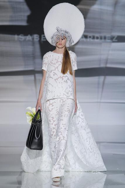 Propuesta para las novias de 2017 de Isabel Zapardiez Propuesta para las novias de 2017 de Isabel Zapardiez