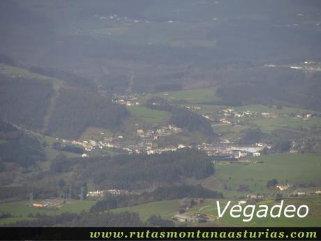Vista de Vegadeo desde Pousadoiro