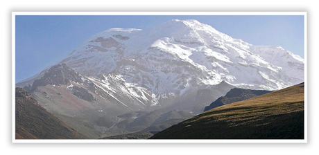 La imponencia y la belleza del Monte Chimborazo,  - Quito - Ecuador  - SuperPhotoPro